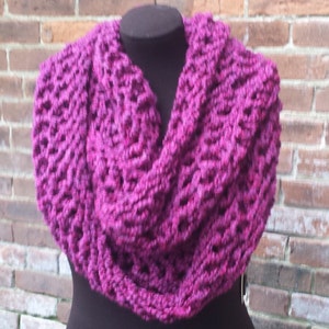Burgundy Knit Infinity Scarf - Burgundy Knit Circle Scarf - Infinity Scarf - Burgundy Knit Scarf