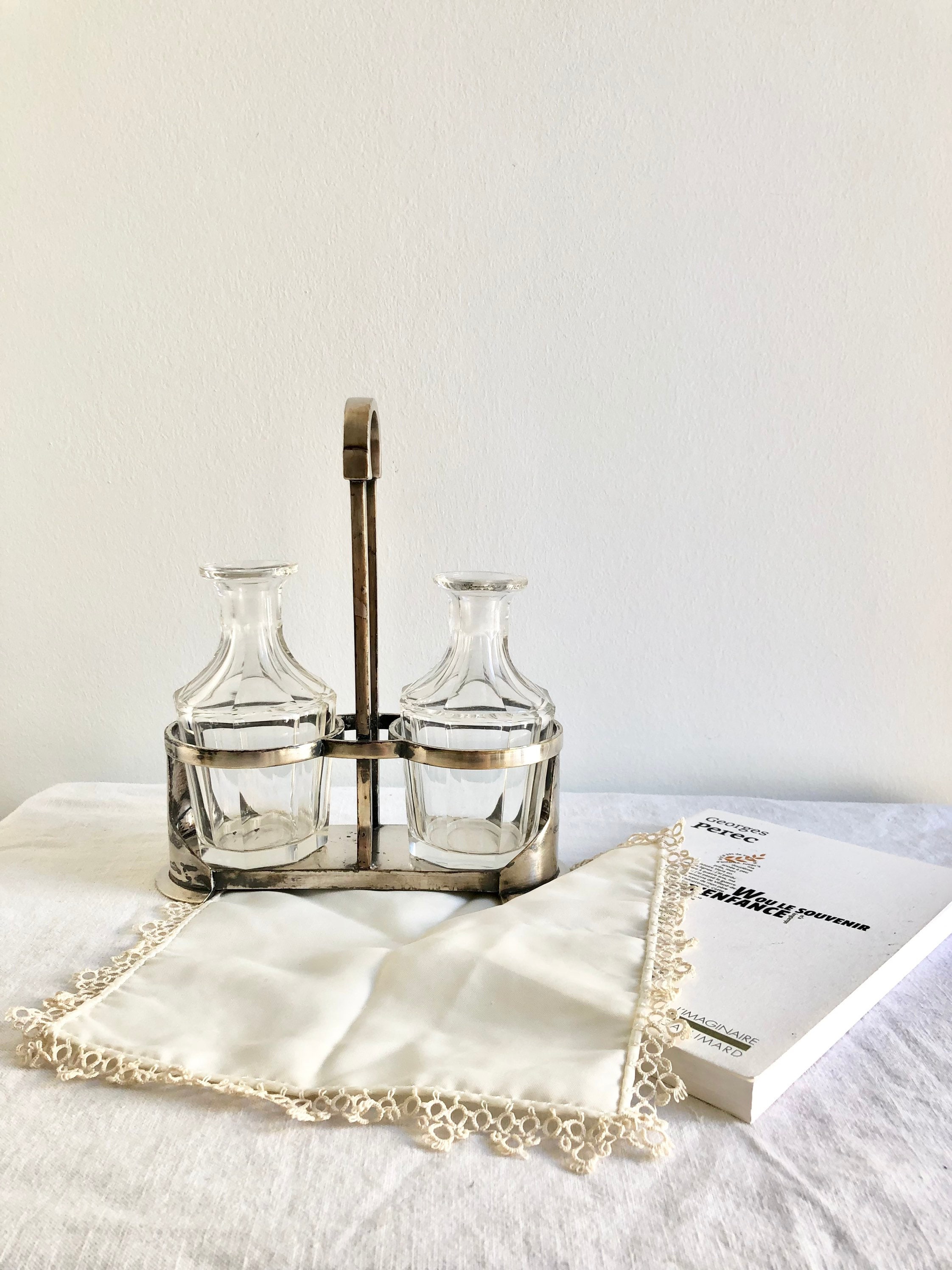 Huilier Vinaigrier en Cristal et Métal Argenté Wellner