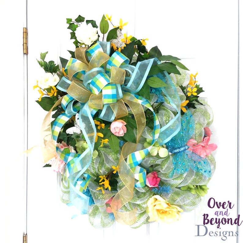 Wreaths for front door Butterfly wreath Door wreath Mesh wreath Spring wreath Wreaths for Spring Whimsical wreath Spring mesh wreath