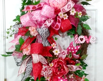 Corona de San Valentín para puerta de entrada, corona de San Valentín, corona del día de San Valentín, corona para el día de San Valentín, corona de amor, corona de corazón, San Valentín