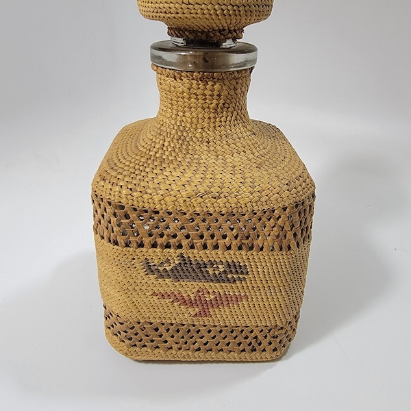 Rare Nootka Makah Northwest Coast Native Basket Bottle