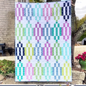 PDF Quilt Pattern Download: Villa Rosa Lantern Quilt Pattern-Running Doe Quilts