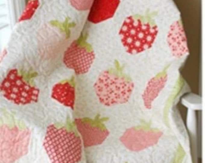 Strawberry Social Quilt Pattern by Pattern Basket margot Languedoc Etsy