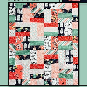 Könnte beinhalten: Ein Quiltmuster namens "Busy Bee" mit einem Patchwork-Design mit Häusern, Herzen und Blumenmustern in den Farben Rosa, Rot, Grün und Schwarz. Der Quilt ist von einem schwarzen und rosafarbenen Rand mit einem Blumenmuster umgeben. Der Text "Villa Rosa Designs" befindet sich am unteren Rand des Bildes.