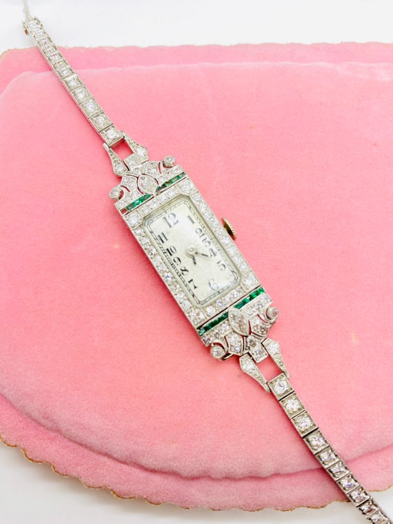 Ladies antique Art Deco Platinum Diamond & Emerald