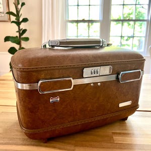 Vintage American Tourister Train Case: Faux Leather Luggage, 1970s Travel Case