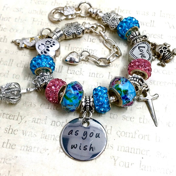 Bracelet à breloques rose et bleu de style Pandora « Au choix » Princess Bride ~ Perles de verre de Murano au chalumeau ~ Gobelet, épée, couronne et rat