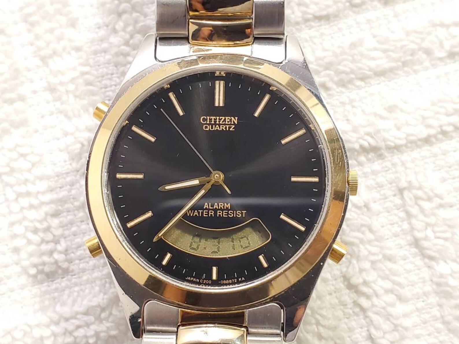 citizen analog quartz multi chronograph 6850