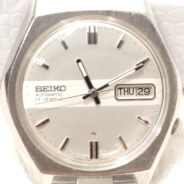 Vintage Seiko Men's Automatic Day Date Watch Stainless Steel Seventeen Jewels