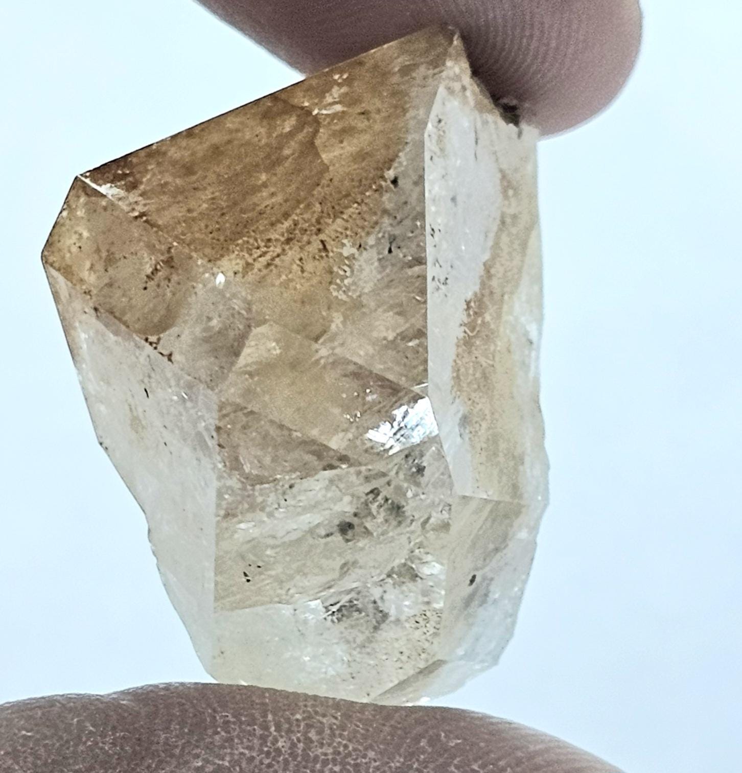 ハーキマーダイヤモンド
ピアス ハーキマーダイヤモンド | 株式会社ヒマラヤジェムス