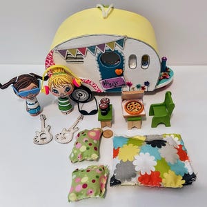 Peg Doll Camper Set