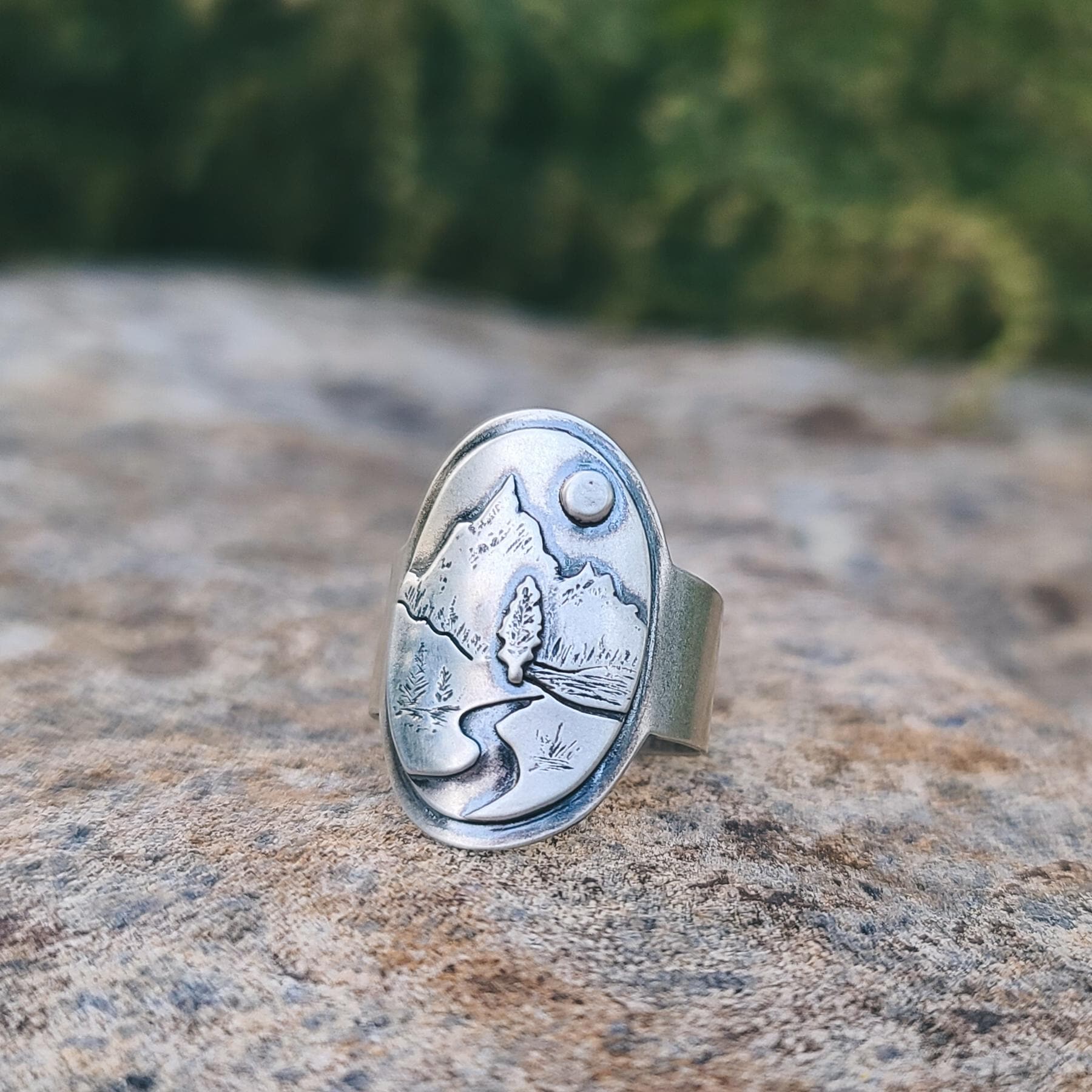 Mountain & Winding River Saddle Ring // Forest Scene Ring