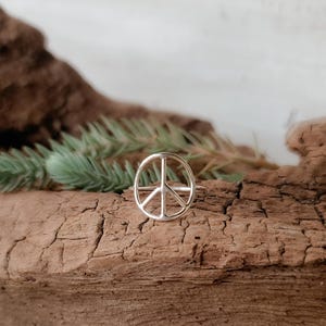 Dainty Sterling Silver Peace Sign Ring // Boho Peace Ring