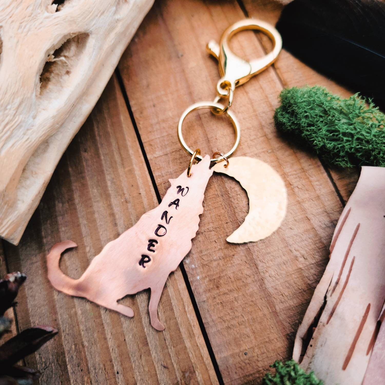 Custom Wolf Keychain / Metal stamped keychain/ Custom metal Etsy