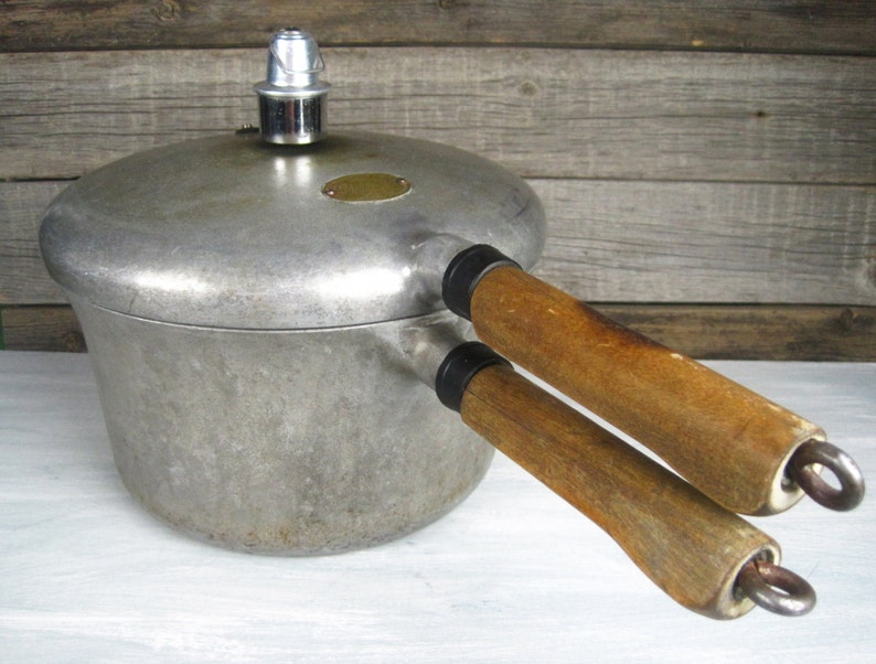 Vintage National Presto Pressure Cooker Model 40 4Quart Wood Etsy
