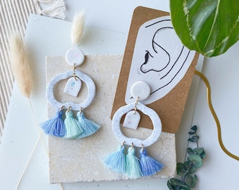 BOUCLES D'OREILLES PICK N MIX Aigue-marine | boucles d'oreilles en argile polymère sirène, bijoux de déclaration, décalage, congelé, unique en son genre, irrégulier, arrose