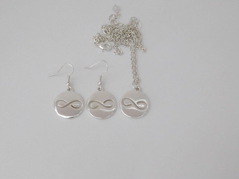 Infinity Set