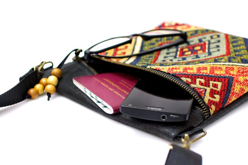 Festival bag Small sling purse Faux black leather Tapestry purse Vegan Shoulder bag Cross over Boho Cross body bag Little zipper bag