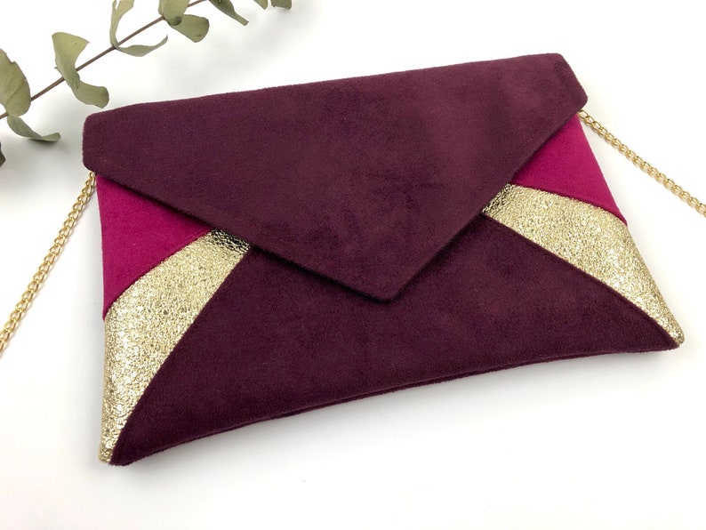 Pochette prune fuchsia dorée parfaite pour ranger l'essentiel en soirée image 6