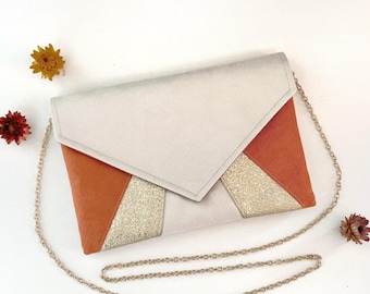 Trouwclutch in terracotta, ecru en goud, envelopmodel, handgemaakte tas voor bruidsmeisjes/gasten van ThéaLouise