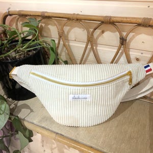 Sac banane en velours côtelé écru beige taille S/M