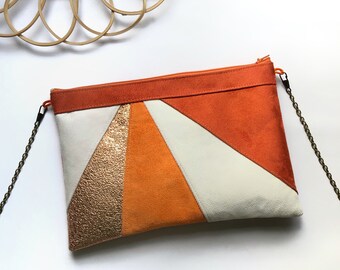 Pochette sac à main terracotta orange et rose gold pour soirée mariage invitée