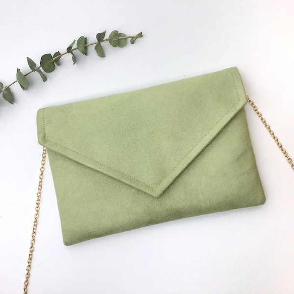 Pochette verde salvia perfetta per la serata delle damigelle