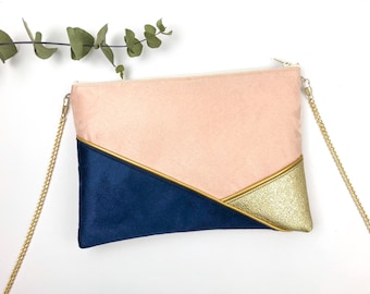 Pochette rose poudré bleu marine doré parfaite pour ranger vos effets