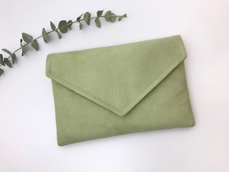 Sac pochette vert sauge parfaite pour mariage demoiselles dhonneur soirée image 4