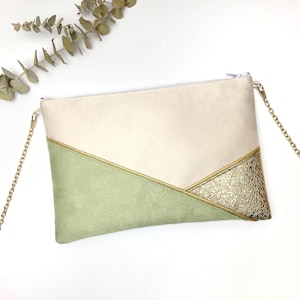 Bolso de mano beige, verde salvia y dorado, perfecto para una boda o una velada.
