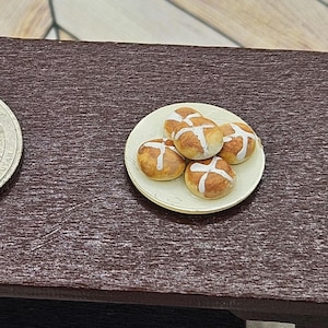 Miniature Dollhouse Hot Cross Buns Bread I Miniature Doll Easter Bread I Miniature Dollhouse Bread I 1:12 Scale Dollhouse Accessories