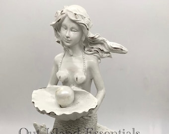 Meerjungfrau mit Perle Statue | Meerjungfrau & Perlen Dekoration | Tagträumende Meerjungfrau | Entspannende Meerjungfrau | Meerjungfrau Dekor I Meerjungfrau Auf Einer Muschel