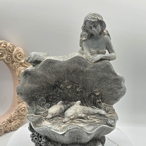 Mermaid And Dolphins I Dolphins In A Clam I Gray Washed Mermaid Decoration