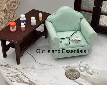 Miniature Nurse Diorama I Miniature Doll Doctor I Miniature Dollhouse Stethoscope I 1:12 Scale Nurse Accessories