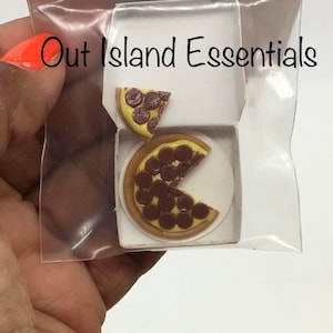 Miniature Pizza In Box I Dollhouse Pizza I Miniature Doll Favorite Food I Miniature Dollhouse Food I 1:12 Scale Dollhouse Accessories