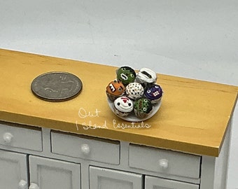 Miniature Halloween Cupcakes I Miniature Dollhouse Cupcakes I Miniature Dollhouse Halloween Decorated Cupcakes I 1:12 Scale Dollhouse Treats