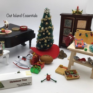 Miniature Dollhouse Christmas I Assorted Miniature Christmas Accessories I Miniature 1:12 Scale Christmas Decorations