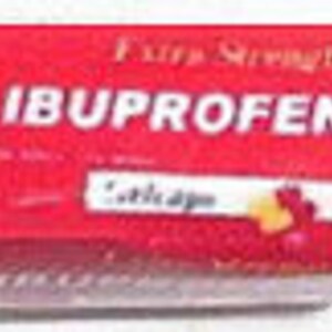 Miniatyr toalettartiklar till dockskåpet I Miniatyrmunskölj med väteperoxid och ibuprofen I Miniatyrvårdsprodukter I Nödvändigheter i skala 1:12 Ibuprofen