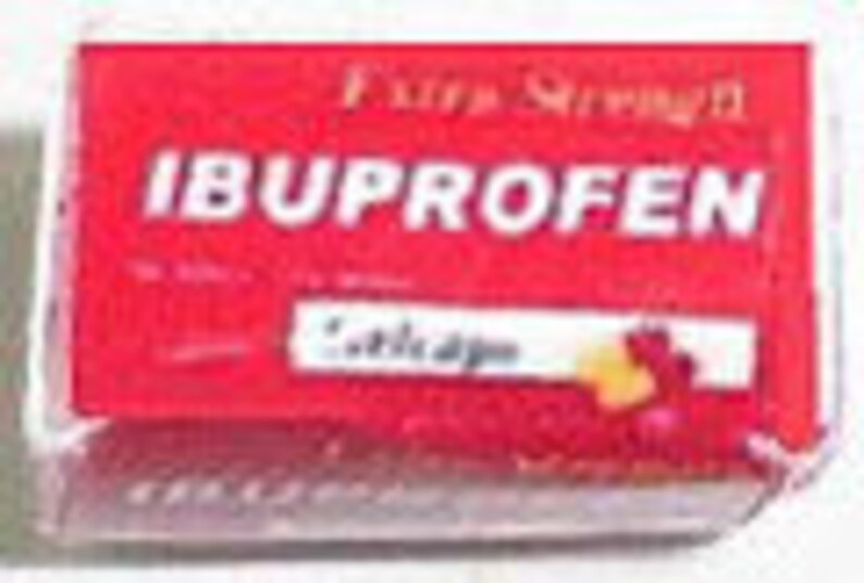 Miniatyr toalettartiklar till dockskåpet I Miniatyrmunskölj med väteperoxid och ibuprofen I Miniatyrvårdsprodukter I Nödvändigheter i skala 1:12 Ibuprofen