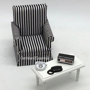 Miniature Alarm Clock And Two Phones I Dollhouse 1:12 Scale Communications And Clock I Miniature Accessories