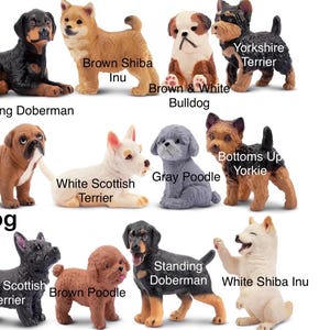 Een miniatuurfamilie puppyhonden I poppenhuis miniatuur puppy's I miniatuur harige huisdieren I miniatuur terriërhonden