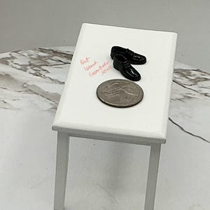 1 Pair Of Dollhouse Mens Shoes I Miniature Doll Dress Shoes I Miniature Shoes I 1:12 Scale Dollhouse Accessories