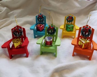 Adorno navideño de silla Adirondack: decoración playera para las fiestas