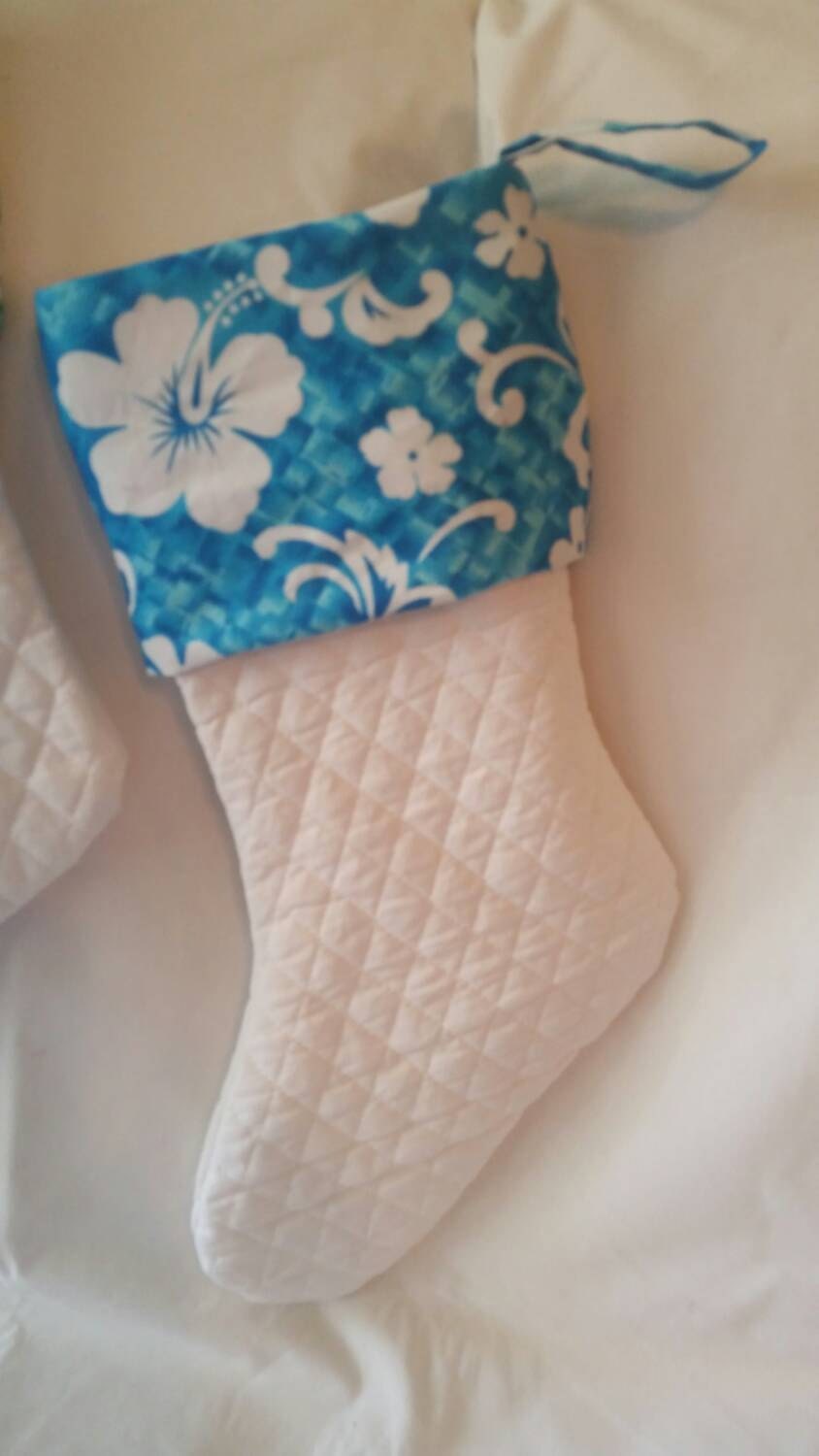 Navidad costera Medias de Navidad acolchadas con Hibiscus | Etsy