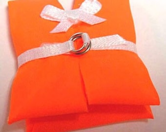 Dollhouse Miniature Life Vest, 1:12 Scale Beach Gear