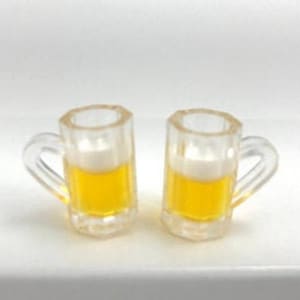 Miniature Foaming Beer | Dollhouse Cup of Beer I Miniature Doll Drinks I Miniature Dollhouse Food I 1:12 Scale Dollhouse Accessories