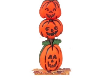 Miniatuur gestapelde pompoendecor I miniatuur poppenhuis herfstplezier I miniatuur poppenhuis Halloween-decor I 1:12 schaal plezier herfstambachten