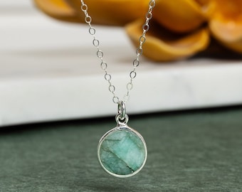 Handmade Gemstone Necklace - Raw Emerald 925 Sterling Silver Round Disc Pendant on Dainty Cable Chain - Jewelry Gifts for Mom, wife, sister