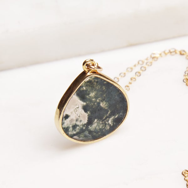 Moss agate drop pendant necklace on 14k gold filled dainty chain / Moss jewelry / Unique jewelry gifts for her / Gold jewelry and pendants