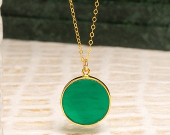 Green Onyx pendant necklace / Genuine onyx round pendant on 14k gold filled dainty chain perfect for layering / Gold jewelry for Mom, wife